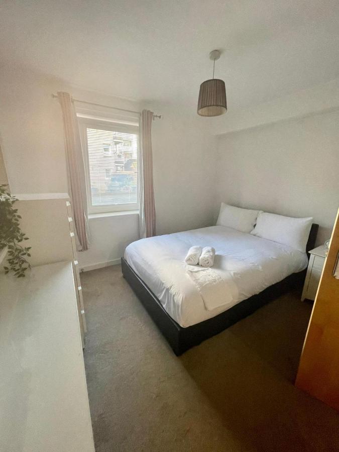 Pass The Keys Lovely 2Bedroom Flat With Balcony เอดินบะระ ภายนอก รูปภาพ
